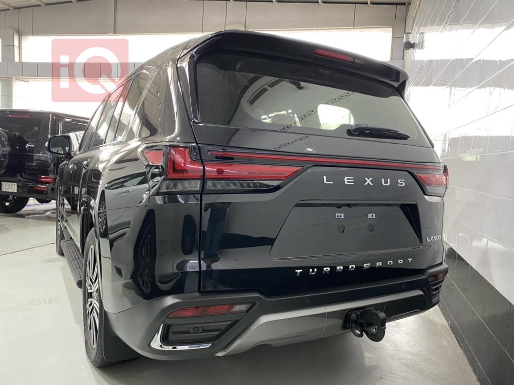 Lexus LX